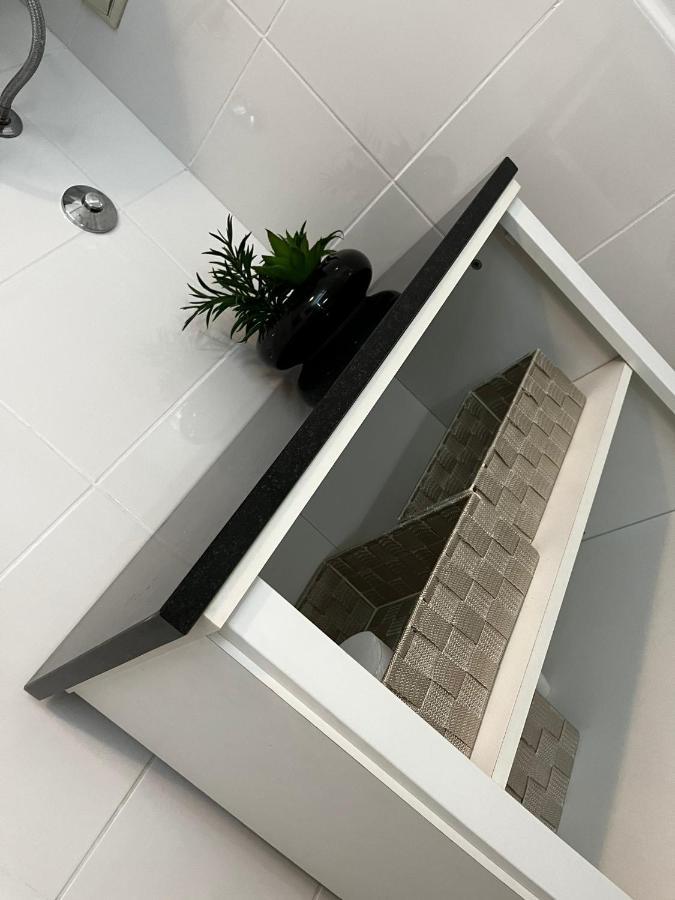 Apartamento Apartman Gold Maris Karlovac Exterior foto